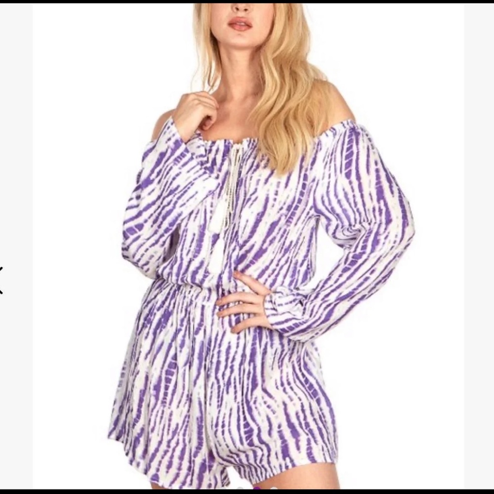 Women’s Romper ❤️ NWT